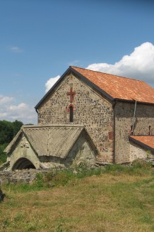 Bild: Kirchenruine Sugrugascheni
