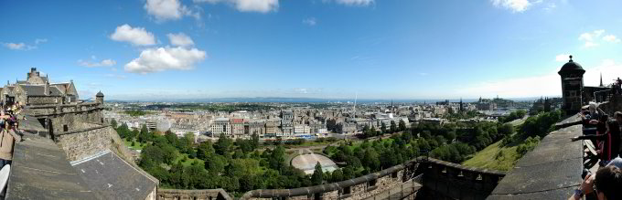 Panorama von der Burg aus auf Edinburgh