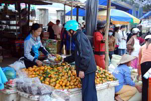 Am Markt von Mai Chau