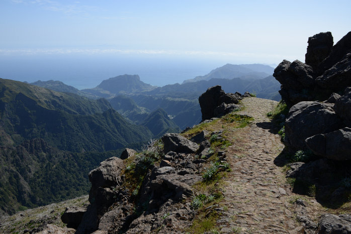 Ausblicke vom Pico do Areeiro