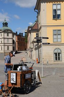 Bild: Ein Kaffeeverkäufer auf Riddarsholmen