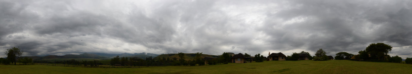 Bild: 360°-Schlechtwetterpanorama vor unserem Häuschen