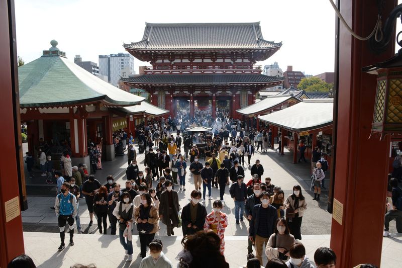 Blick aus dem Shinto-Schrein heraus