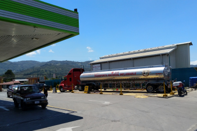 Gemütlicher Stop an der Tankstelle