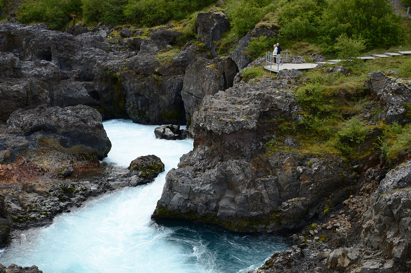 Etwas weiter kommt man zum Barnafoss