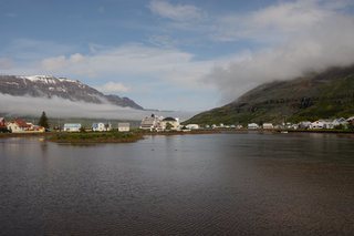 Seyðisfjörður in der Sonne
