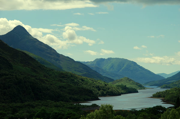 Schöner Blick auf Loch Leven