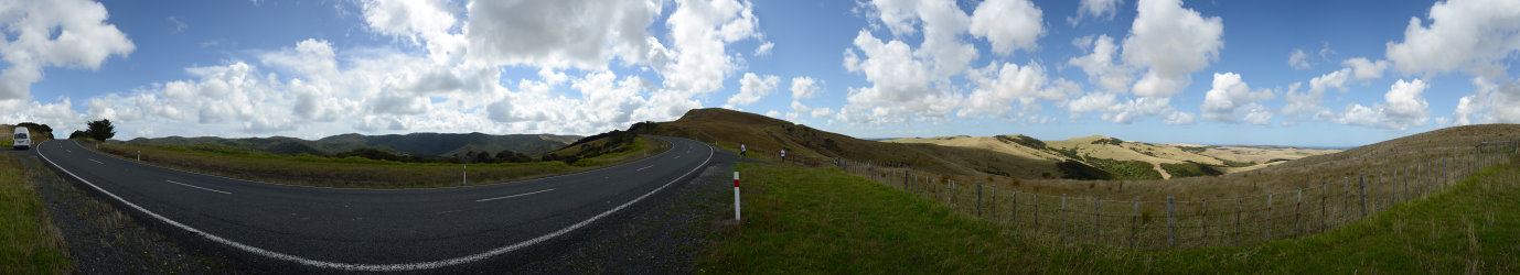 Bild: Panorama auf dem Weg in den Norden. Man beachte: Elke ist 2 mal drauf :-)