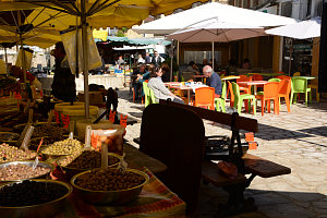 Bild: Auf dem Markt in St.Cyprien