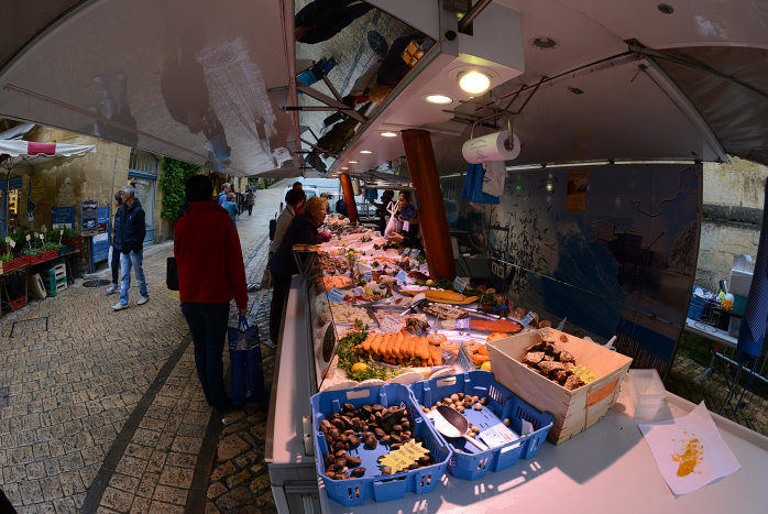 Auf dem Markt in Sarlat