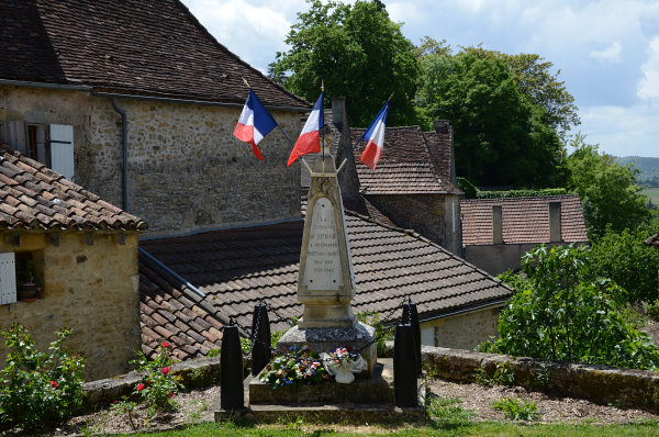 Jedes Dorf braucht ein Denkmal