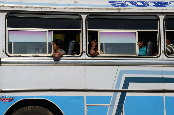 Am Busbahnhof in Nuwara Eliya