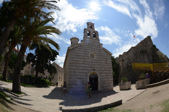 Eine kleine orthodoxe Kirche