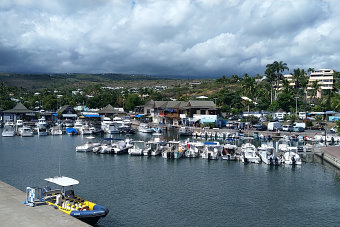 Bild: Am Hafen von St.Gilles