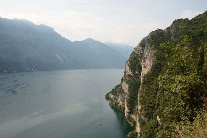 Der Gardasee Richtung Süden geschaut