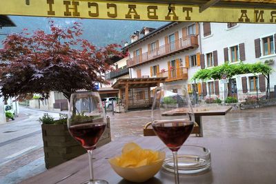 Aperitif im Regen