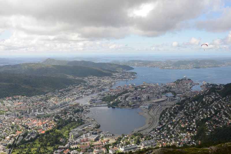 Blick von der Terrasse auf Bergen