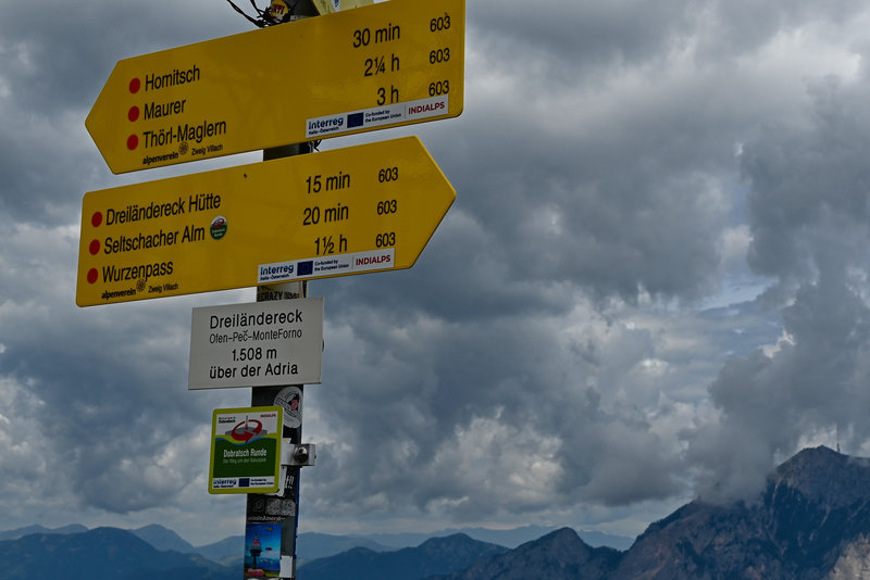 Der Gipfel ist das 3-Länder-Eck: Österreich, Italien, Slowenien