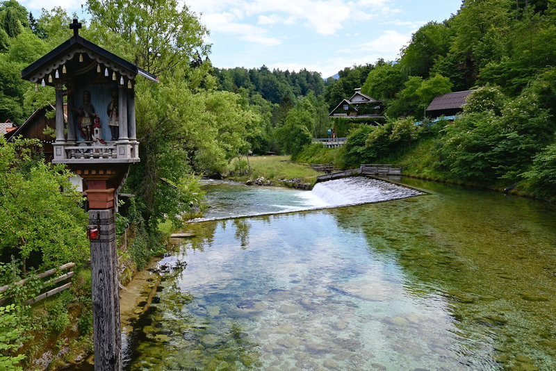 Im Dorf Krnica am Flüsschen Radovna geht's los